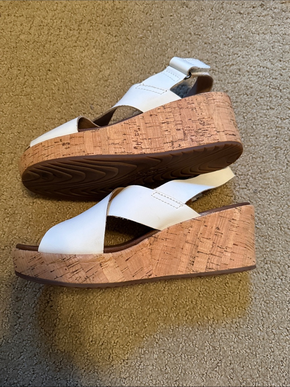Clarks Cushion White Slingback Sandals 6.5 - Picture 7 of 9